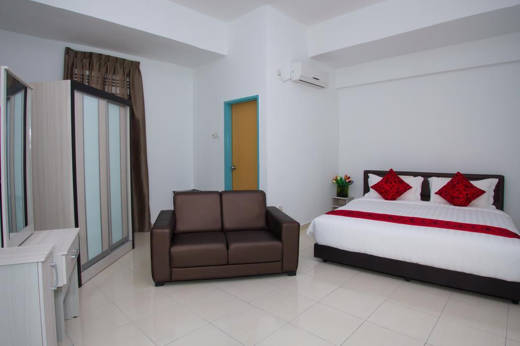 Baguss Hotel And Serviced Apartment Johor Bahru Exterior photo