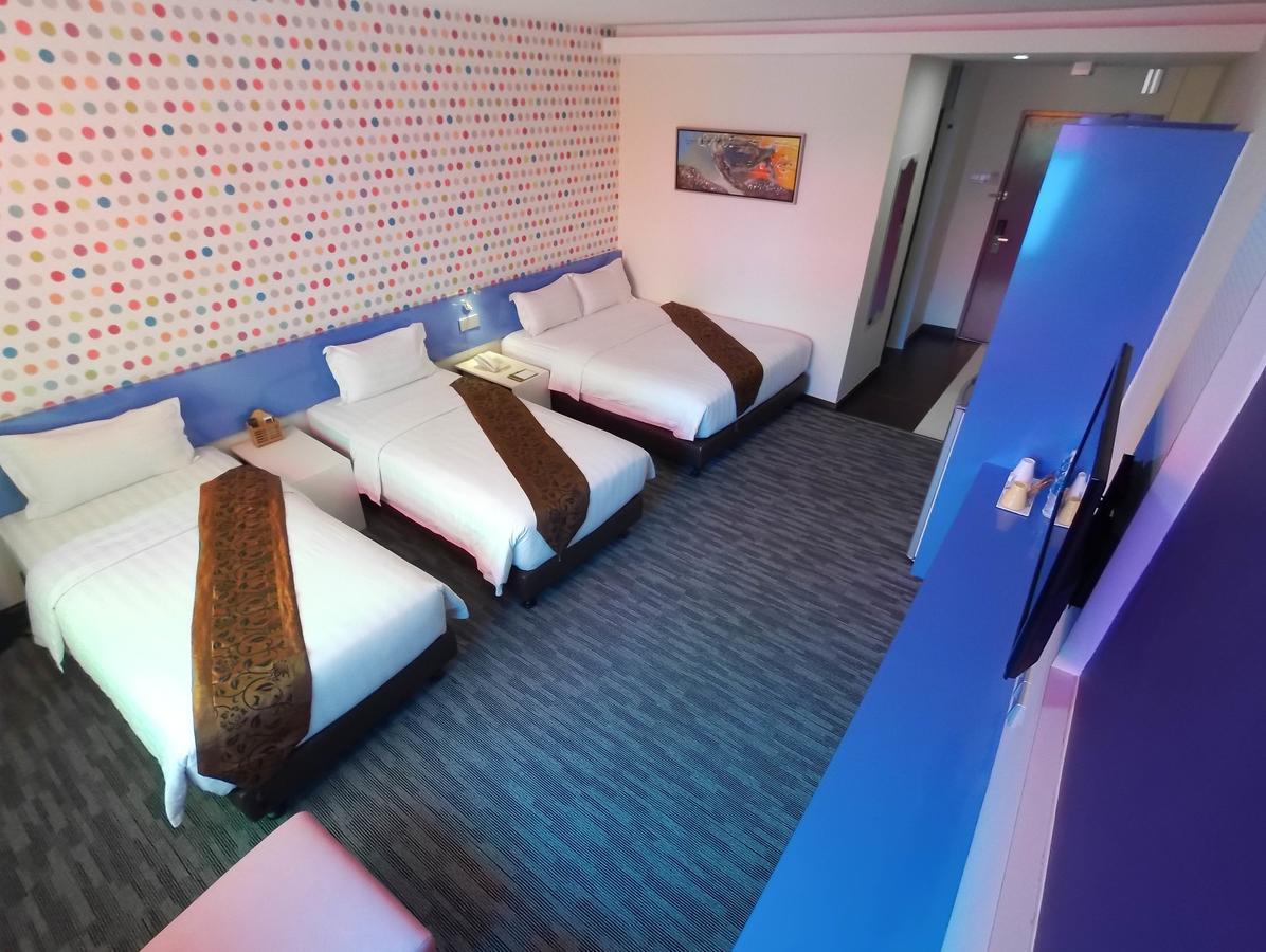 Baguss Hotel And Serviced Apartment Johor Bahru Exterior photo